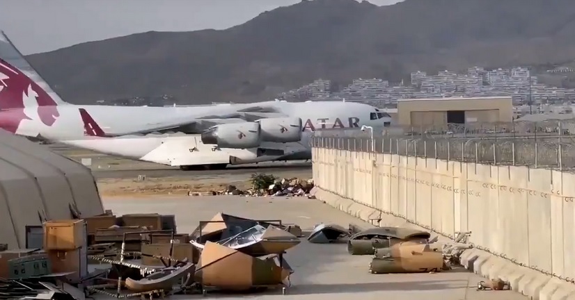 Pesawat Qatar yang Membawa Tim Teknis Mendarat di Kabul